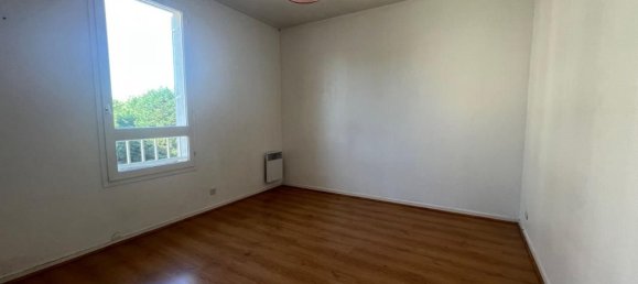 3 chambres Appartement à Compiègne, France No. 213723 9
