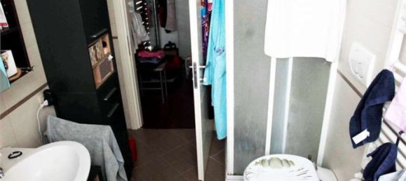 3 rooms Apartment in Colle di Val d'Elsa, Italy No. 196019 22