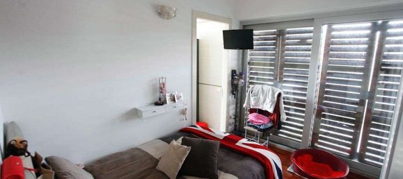 3 rooms Apartment in Colle di Val d'Elsa, Italy No. 196019 17