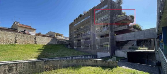 3 rooms Apartment in Colle di Val d'Elsa, Italy No. 196019 3