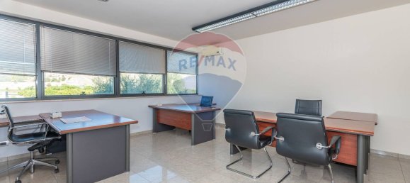 7000m² Warehouse in Mineo, Italy No. 63966 22