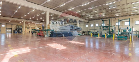 7000m² Warehouse in Mineo, Italy No. 63966 9
