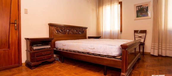 Apartamento de 3 divisões em Pistoia, Italy N.º 141214 14
