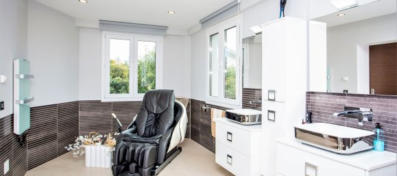 8 bedrooms House in Marbella, Spain No. 117777 11