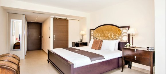 8 bedrooms House in Marbella, Spain No. 117777 14