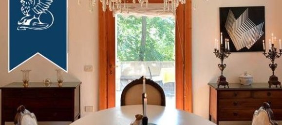 Дом с 9 комнатами в Урбино, Италия № 54996 6