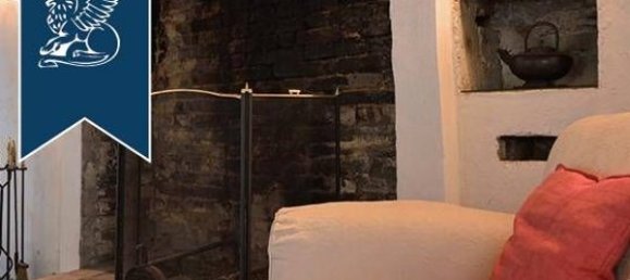 Дом с 9 комнатами в Урбино, Италия № 54996 32