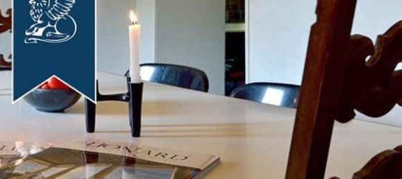 Дом с 9 комнатами в Урбино, Италия № 54996 40