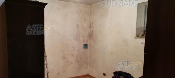 6 rooms Apartment in Trentinara, Italy No. 98202 10