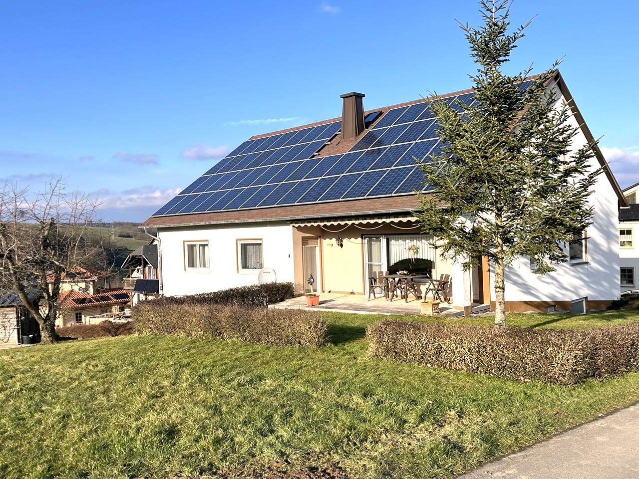 3 bedrooms Townhouse in Rhein-Lahn, Germany No. 209992