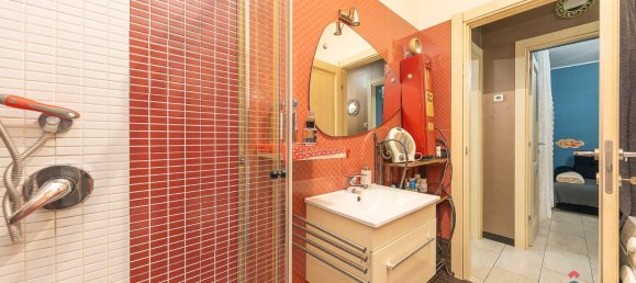 2 rooms Apartment in Rome, Italy No. 10868 19