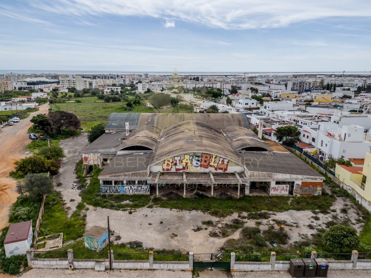 Terreno em Quelfes, Portugal 3485 m² N.º 104868