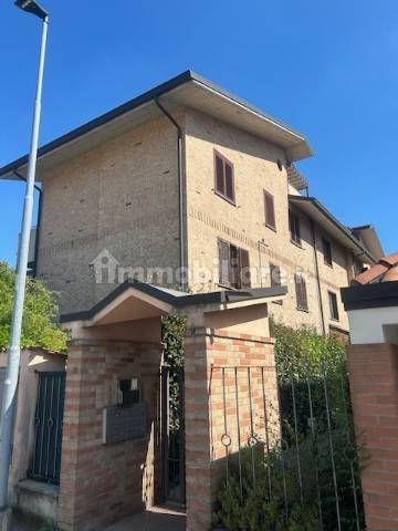 2 bedrooms Apartment in Desio, Italy No. 306049