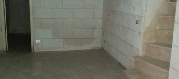 3-salle Appartement à Mola di Bari, Italy No. 116897 7