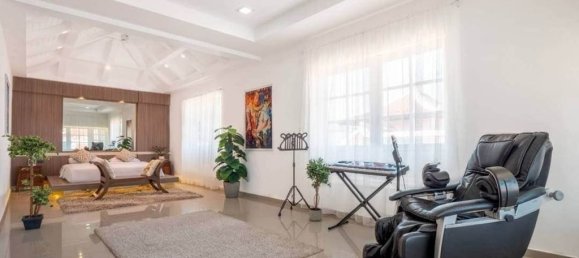 6 bedrooms Villa in Pattaya, Thailand No. 22816 17