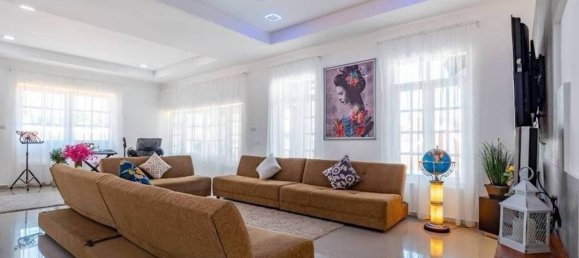 6 bedrooms Villa in Pattaya, Thailand No. 22816 27