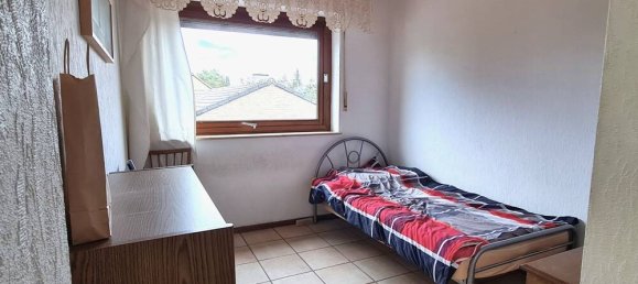 8 rooms House in Duisburg, Germany No. 7679 27