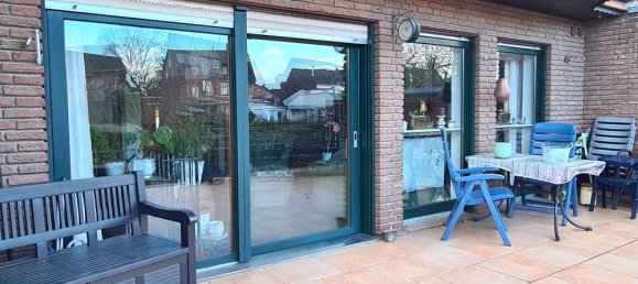 8 rooms House in Duisburg, Germany No. 7679 5