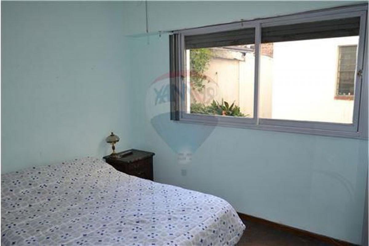 3 bedrooms House in Tres de Febrero, Argentina No. 53997