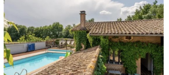 Casa de 5 dormitorios en Chaleins, France No. 201532 33