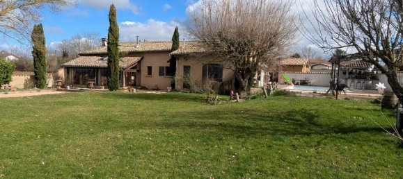 Casa de 5 dormitorios en Chaleins, France No. 201532 20