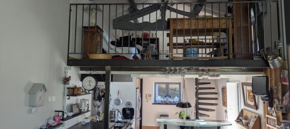 Casa de 5 dormitorios en Chaleins, France No. 201532 16