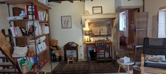 Casa de 5 dormitorios en Chaleins, France No. 201532 54