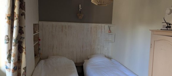 Casa de 5 dormitorios en Chaleins, France No. 201532 31