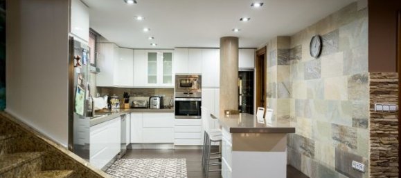 Casa de 5 dormitorios en Baeza, Spain No. 62623 17