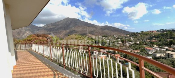 Квартира с 2 спальнями в Монреале, Италия № 119771 15