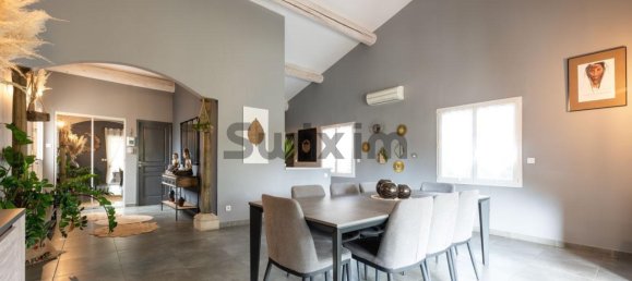 Вилла с 4 спальнями в Сен-Виктор-ла-Кост, Франция № 329490 5