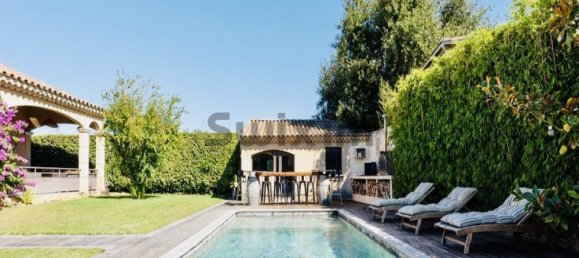 Вилла с 4 спальнями в Сен-Виктор-ла-Кост, Франция № 329490 14