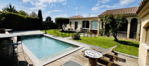 Вилла с 4 спальнями в Сен-Виктор-ла-Кост, Франция № 329490 13