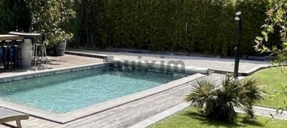 Вилла с 4 спальнями в Сен-Виктор-ла-Кост, Франция № 329490 15