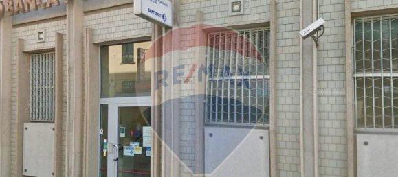 Imóvel comercial em Sannazzaro de' Burgondi, Italy 475 m² N.º 148519 4