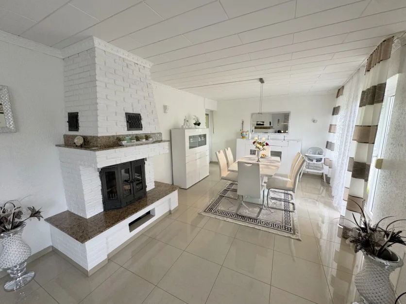 3 bedrooms Apartment in Rhein-Sieg, Germany No. 351294