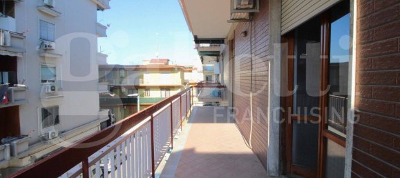 3 Schlafzimmer Wohnung in Arzano, Italy, Nr. 30339 28