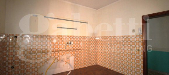 3 Schlafzimmer Wohnung in Arzano, Italy, Nr. 30339 11
