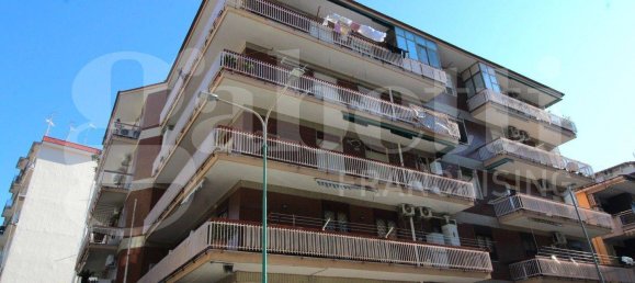 3 Schlafzimmer Wohnung in Arzano, Italy, Nr. 30339 27