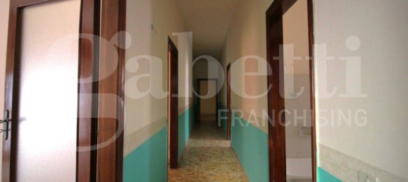 3 Schlafzimmer Wohnung in Arzano, Italy, Nr. 30339 40