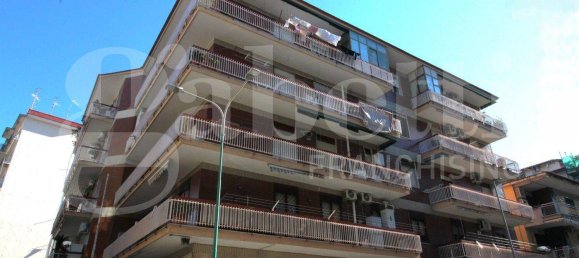 3 Schlafzimmer Wohnung in Arzano, Italy, Nr. 30339 46