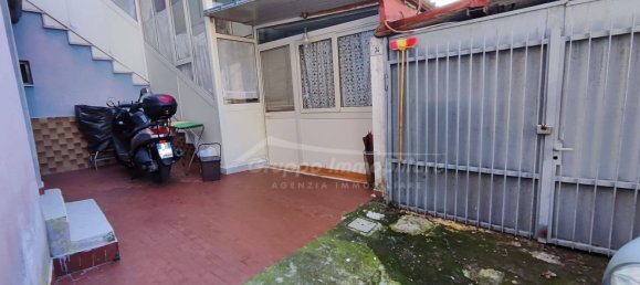 5 bedrooms Apartment in San Sebastiano al Vesuvio, Italy No. 327723 11