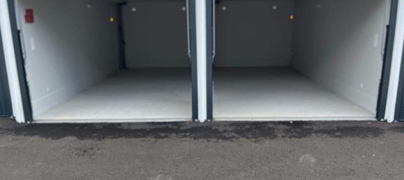 Garage in Braunau am Inn, Austria, Nr. 169062 2