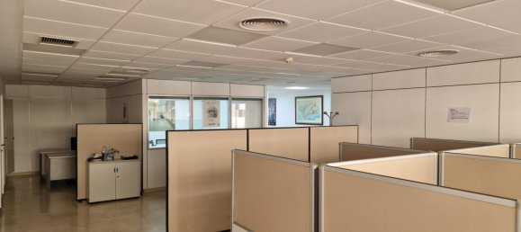 657m² Office in Andalusia, Spain No. 140423 25