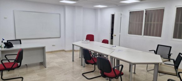 657m² Office in Andalusia, Spain No. 140423 14