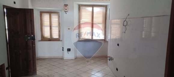 2 bedrooms Apartment in Scurcola Marsicana, Italy No. 57507 3