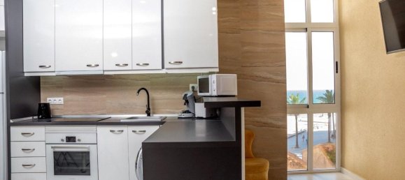 3 bedrooms Apartment in Torrevieja, Spain No. 8770 5