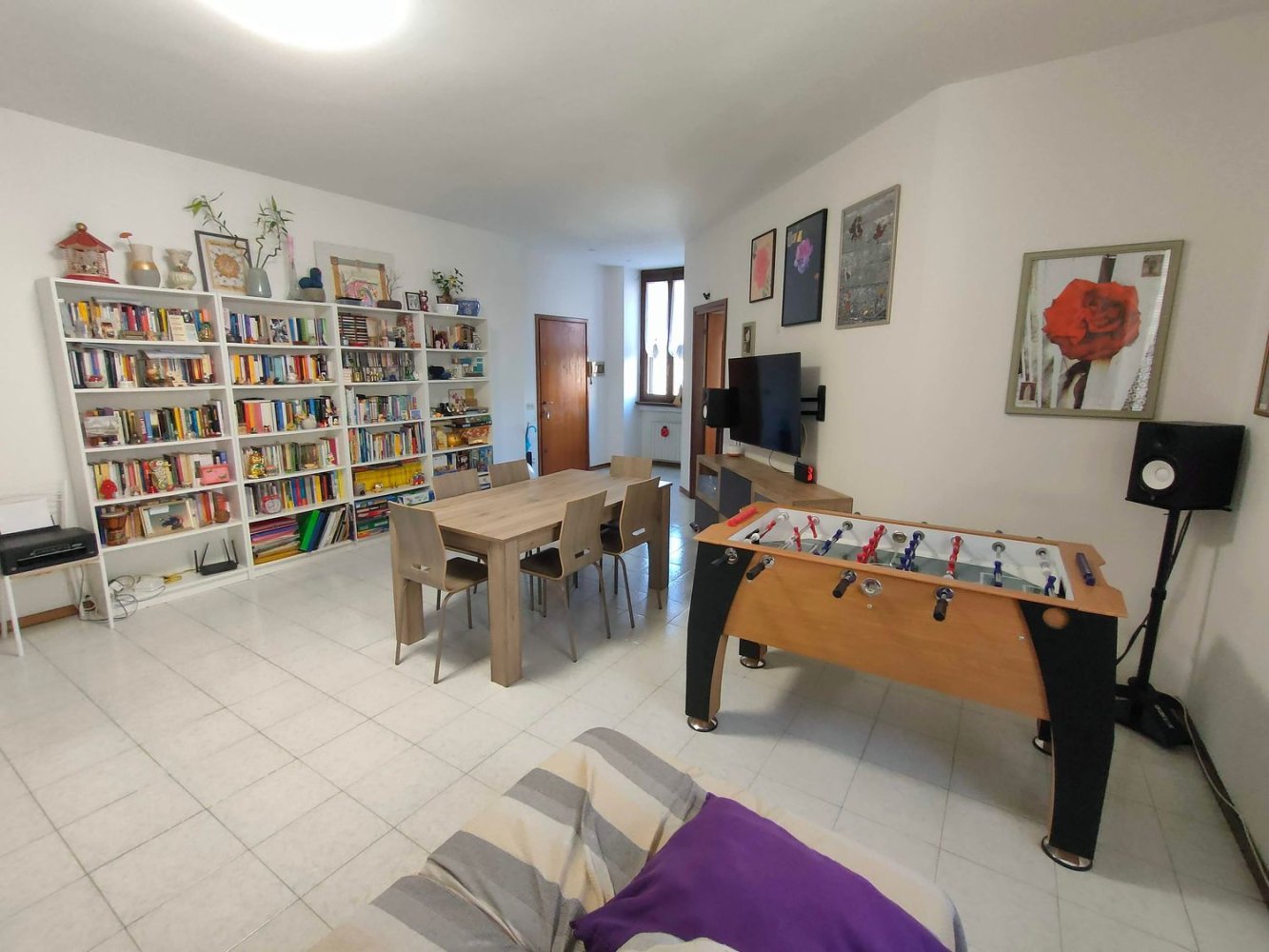 Apartamento de 4 habitaciónes en Milan, Italy No. 279388