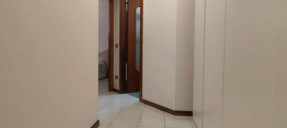 Apartamento de 4 habitaciónes en Milan, Italy No. 279388 14