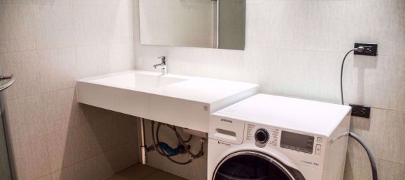 Apartamento com 1 quarto em condomínio em Bang Rak, Thailand N.º 9465 4